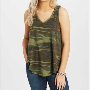 RAZOR BACK CAMO TANK